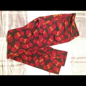 LuLa Roe Teddy Bear OS leggings